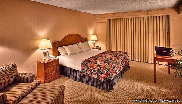 Black Knight Inn Red Deer Exteriör bild
